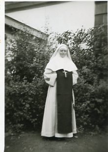 antonia018web
